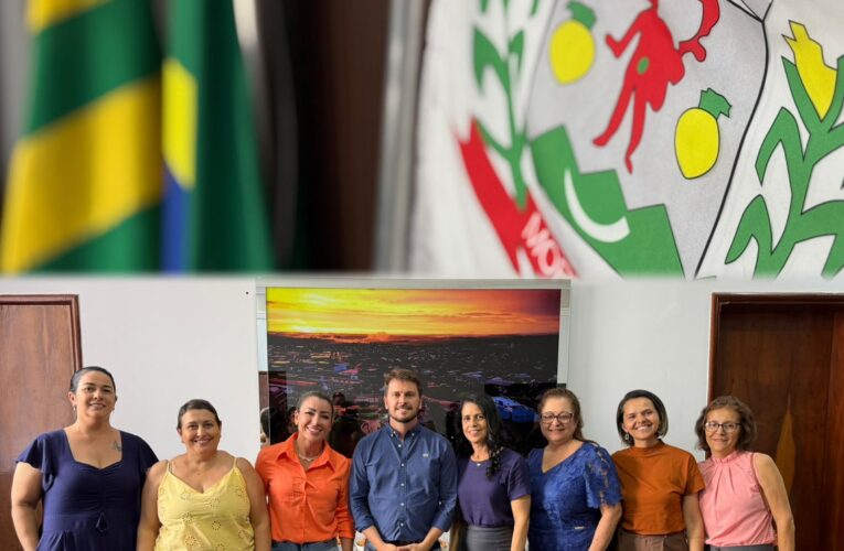 Diretores eleitos tomam posse e iniciam um novo ciclo na Educação de Morrinhos